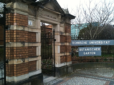 Eingangstor Botanischer Garten der TU Dresden